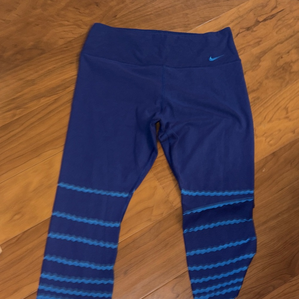 Nike Blue Leggings with Light Blue Wave Stripes
